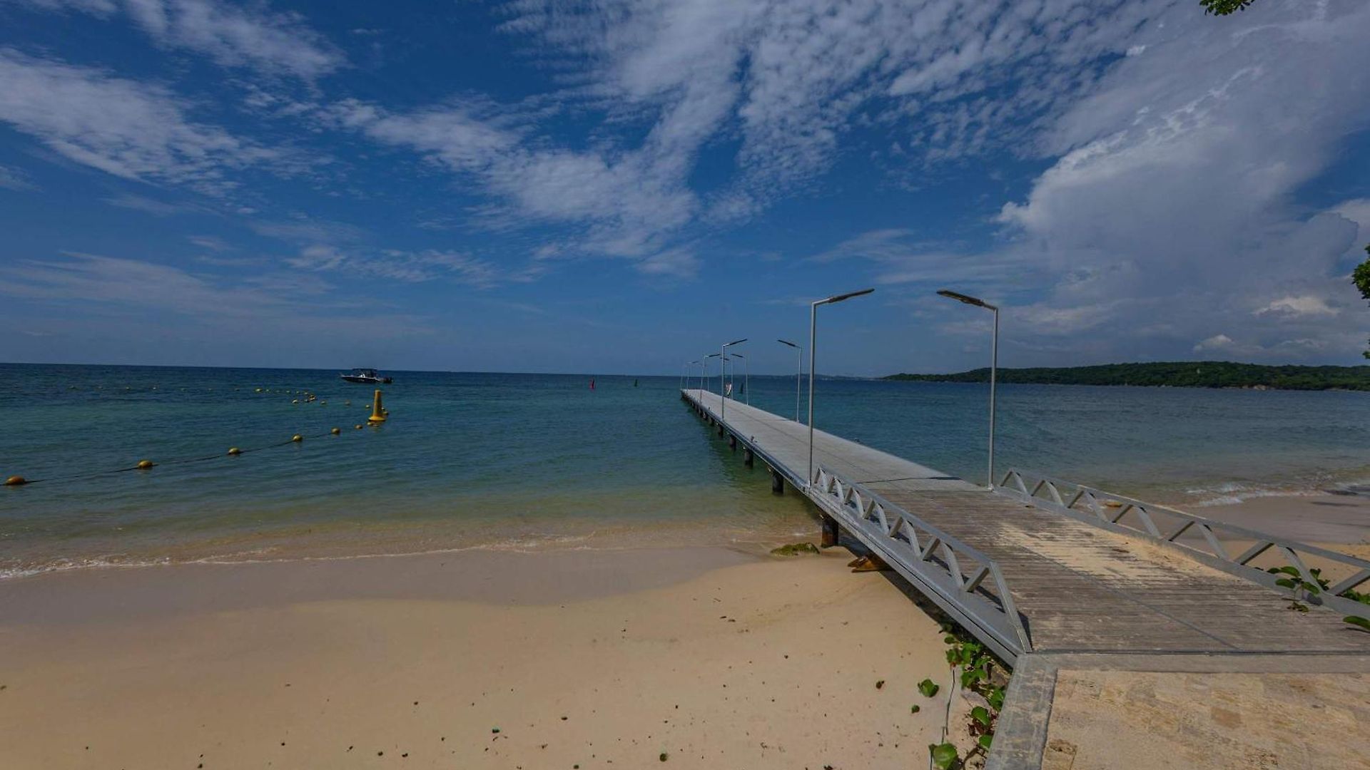 2br For 8 Guests With Views In Baru Apartamento