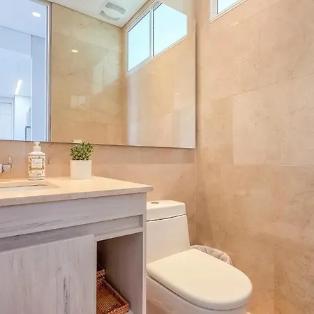 2br For 8 Guests With Views In Baru Apartment